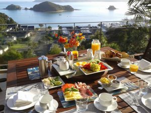 Breakfast at the Allegra House - Bay of Islands